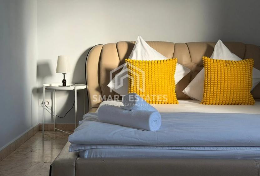 Penthouse cu 5 camere decomandat în Timpuri Noi
