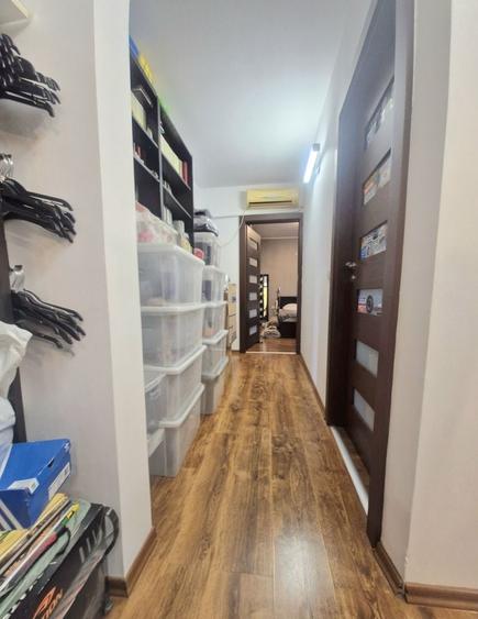 Apartament cu 4 camere decomandat, mobilat în Drumul Taberei