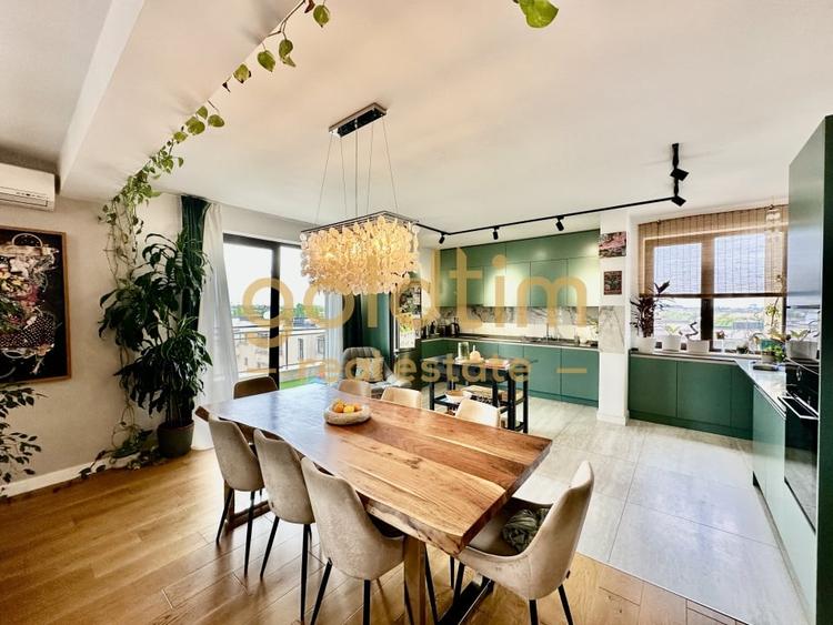 Penthouse cu 4 camere decomandat, mobilat în Pipera