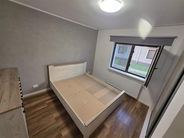 Apartament cu 2 camere decomandat în Nicolina