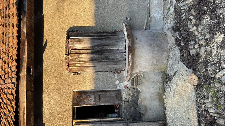 Casă cu Teren 1000 Mp în Central