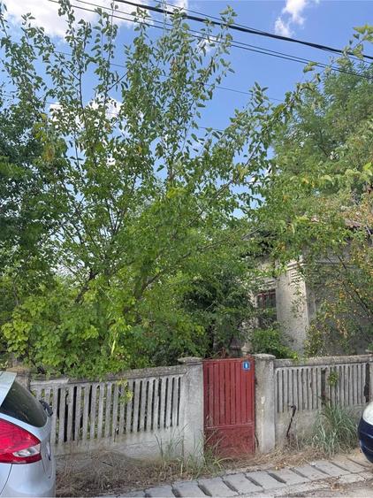 Casă cu Teren 1000 Mp în Țigănești