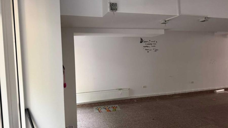 Spațiu comercial, de 145 mp, în Prelungirea Ghencea