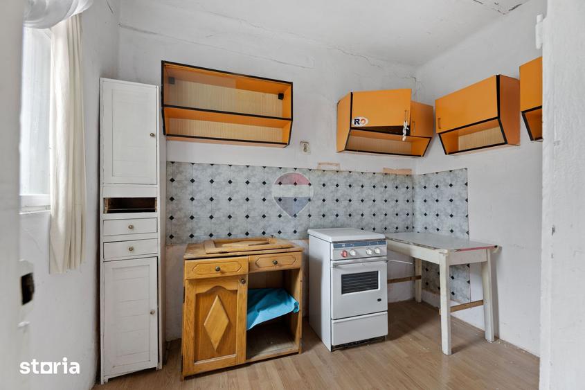 Casă cu 3 camere cu Teren 1480 Mp în Gai