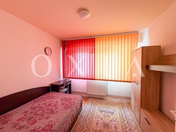 Apartament cu 3 camere decomandat în Dacia
