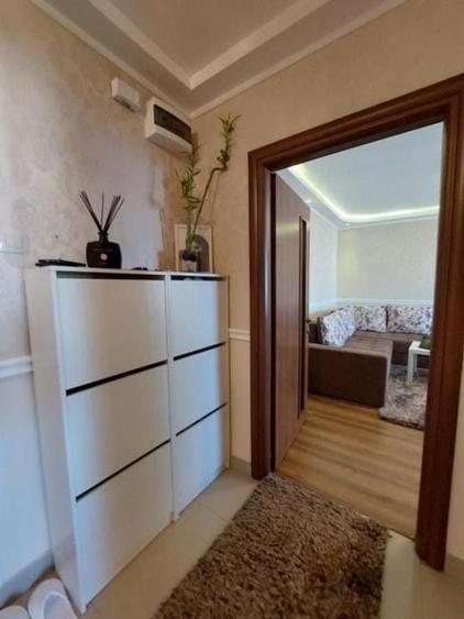 13 septembrie | 3 camere | 80mp | et 8 | bloc reabilitat | 165.700 - 7