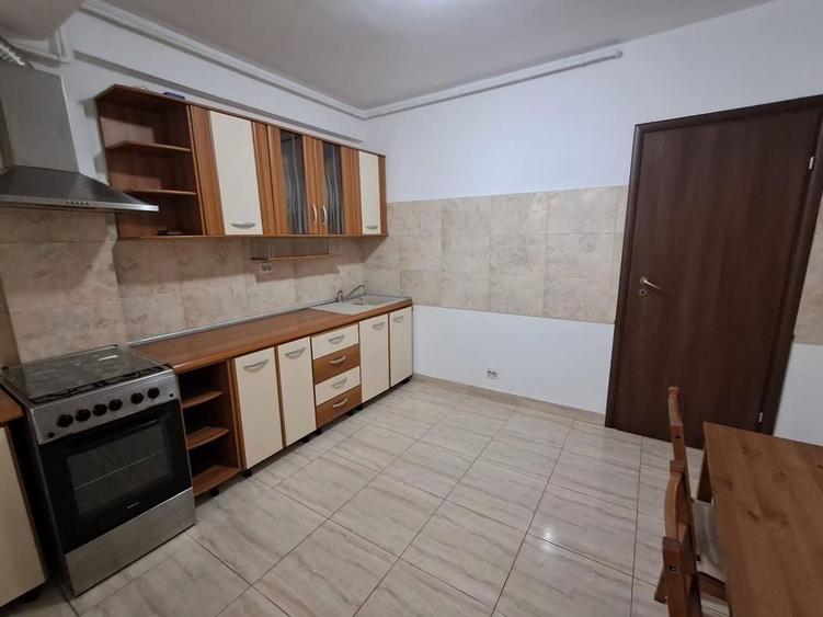 Apartament cu 2 camere decomandat, mobilat în Apărătorii Patriei
