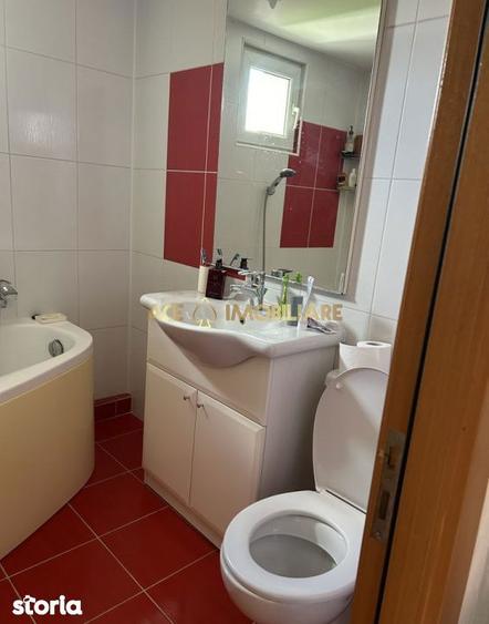 Apartament cu 3 camere, mobilat în Titan