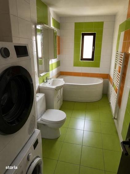 Apartament cu 3 camere decomandat în Florești