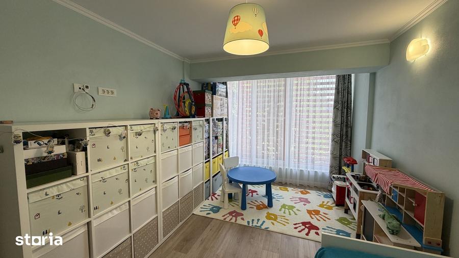 Apartament cu 3 camere în Aradul Nou