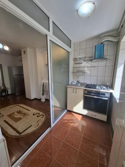 Apartament cu 2 camere decomandat în Exterior Vest