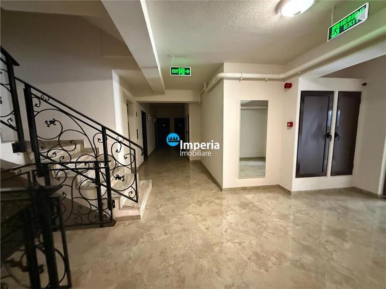 Apartament cu 3 camere decomandat în Valea Lupului