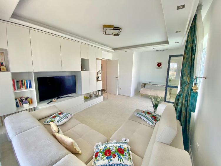 Apartament cu 2 camere decomandat în Bucium