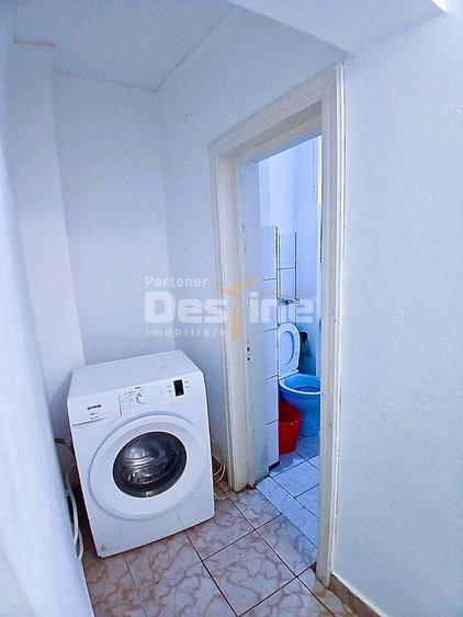 Apartament cu 4 camere semidecomandat, mobilat în Bahne