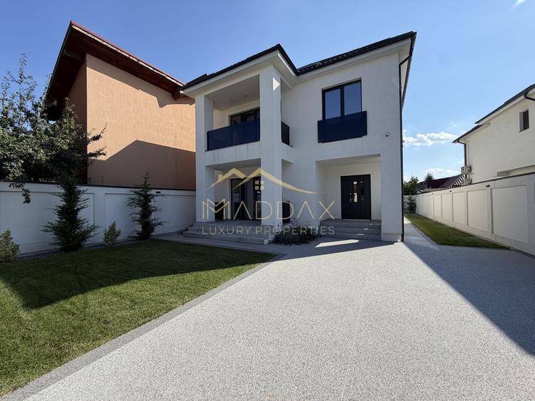 Casă individuală cu 6 camere cu Canalizare în Pipera