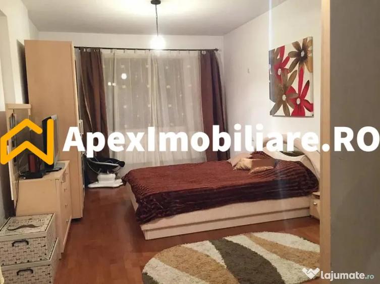 Apartament cu 3 camere semidecomandat în Prelungirea Ghencea