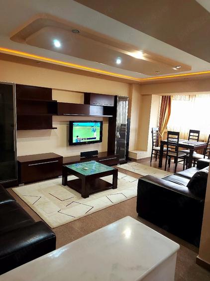 Apartament cu 2 camere decomandat în Barieră