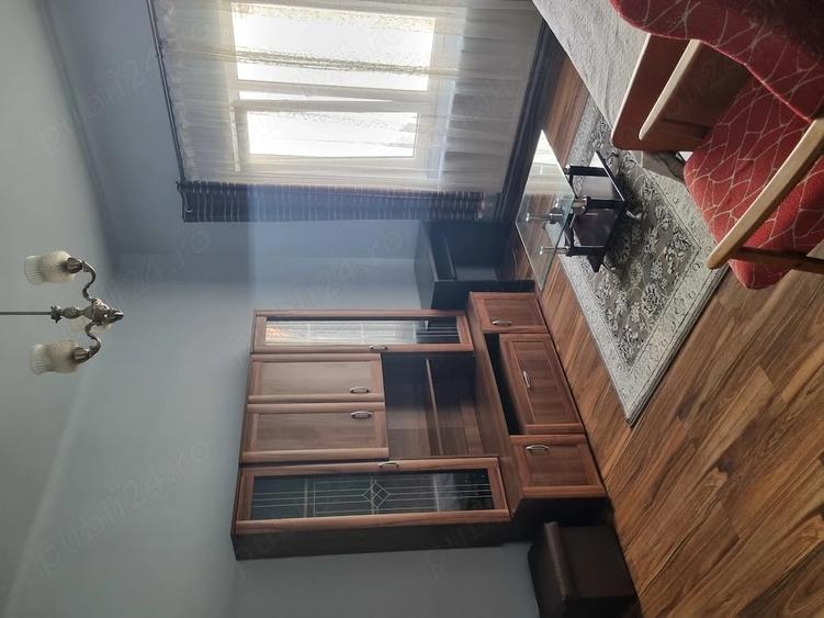 Apartament 2 camere de inchiriat piata sfatului - 1