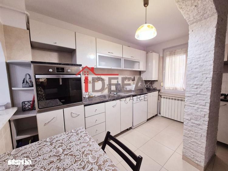 Apartament cu 3 camere decomandat în Central