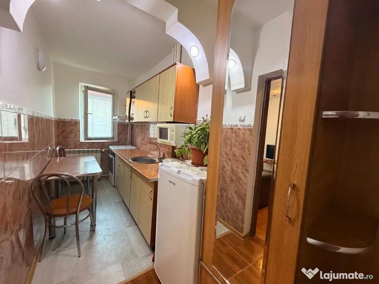 Apartament cu 2 camere semidecomandat în Big