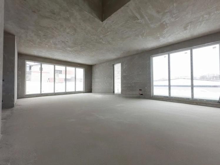 Casă individuală cu 6 camere cu Teren 800 Mp în Feleacu