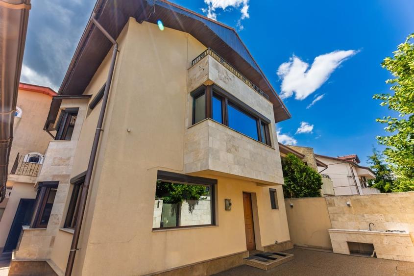 Vila spațioasă 5 camere, 5 băi, Garaj 2 mașini, Zona Primo – poziție excelentă - 31