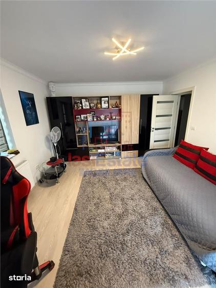 Apartament cu 2 camere decomandat în Rediu
