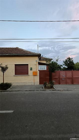 Casă cu 4 camere cu Teren 1100 Mp în Fratelia