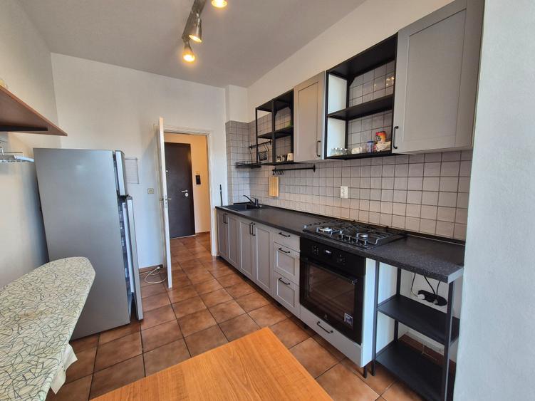 Apartament cu 3 camere circular în Ferdinand — fotografia 3
