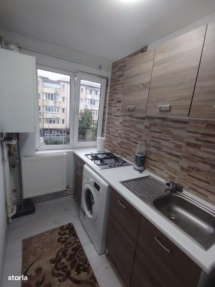 Apartament cu 2 camere semidecomandat în Central