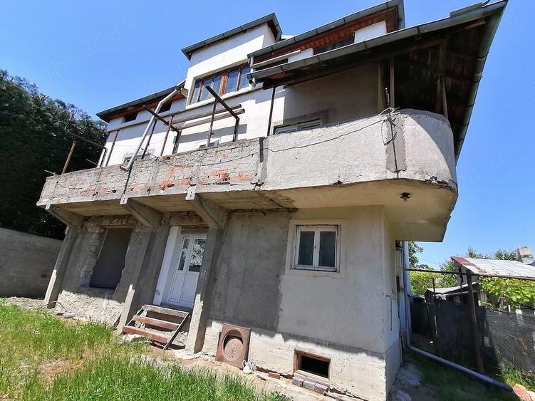 Casă cu 3 camere cu Teren 416 Mp în Ultracentral