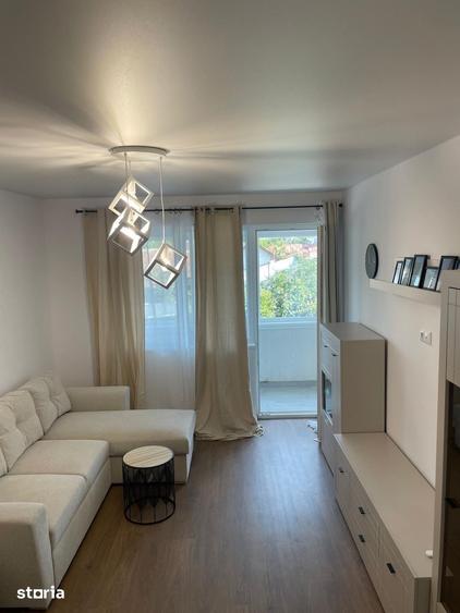 Apartament 2 camere, balcon, Aparatorii Patriei - 6