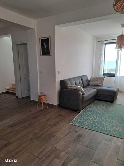 Casă cu 5 camere cu Teren 1000 Mp în Central