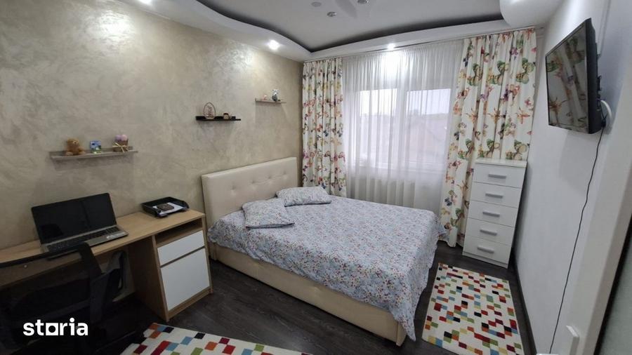 Apartament cu 3 camere, mobilat în Eremia