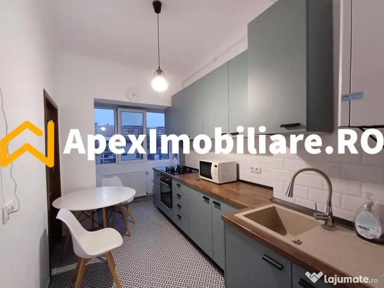 Apartament cu 3 camere semidecomandat în Moșilor