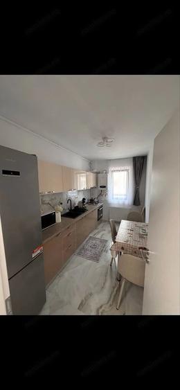 Inchiriez Apartament 2 camere - 3