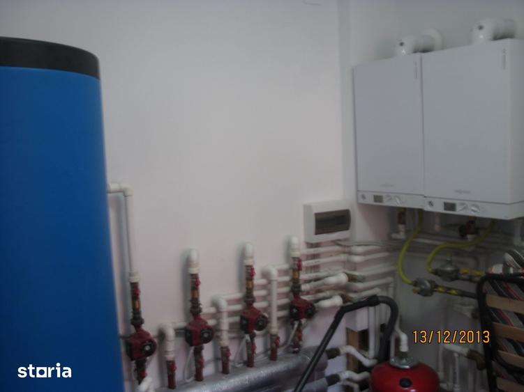 Casă cu 10 camere cu Teren 360 Mp în Central