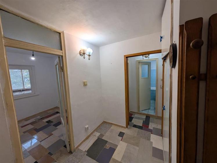 Apartament cu 2 camere decomandat în Radu Negru