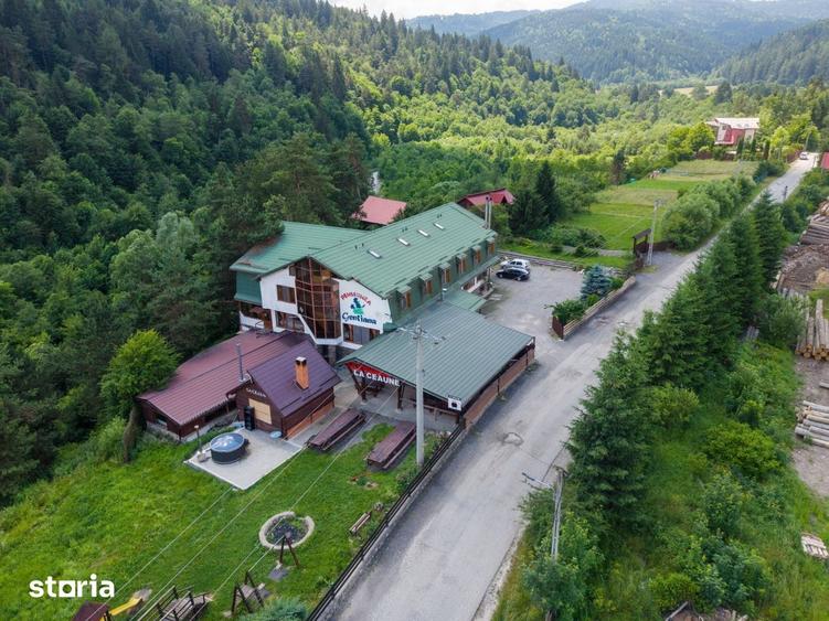 Spațiu comercial, de 443 mp, în Brădet