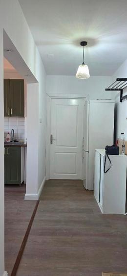 Apartament cu 2 camere decomandat în 13 Septembrie
