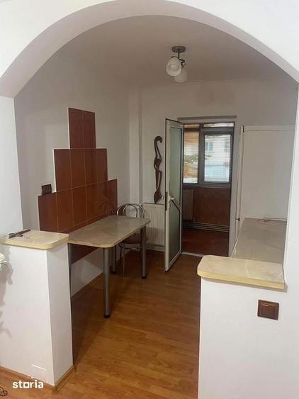 Apartament cu 2 camere, mobilat în Brăilița