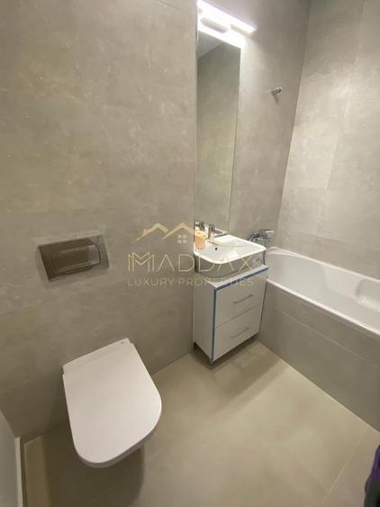 Apartament cu 2 camere decomandat, mobilat în Politehnica