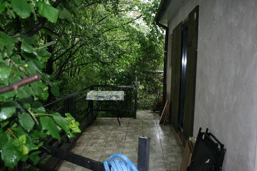 Casă cu 2 camere cu Teren 130 Mp în Central