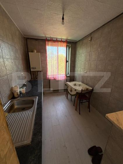 Apartament cu 2 camere decomandat, mobilat în Craiovei