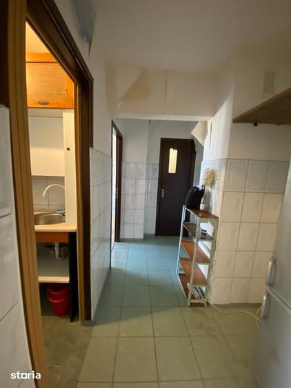 Luica 2 cam dec nemobilat 9/10, bucataria mobilata, ac, 270 euro - 9