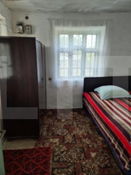 Casă individuală cu 5 camere cu Canalizare în Coteana