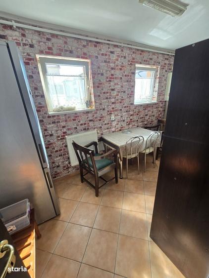 Apartament cu 2 camere decomandat în Florești