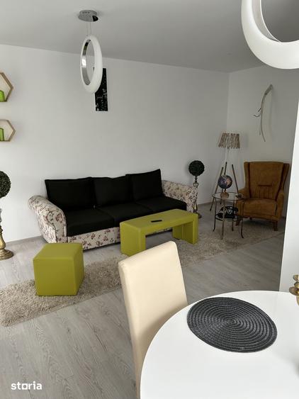 Apartament cu 2 camere în Tei