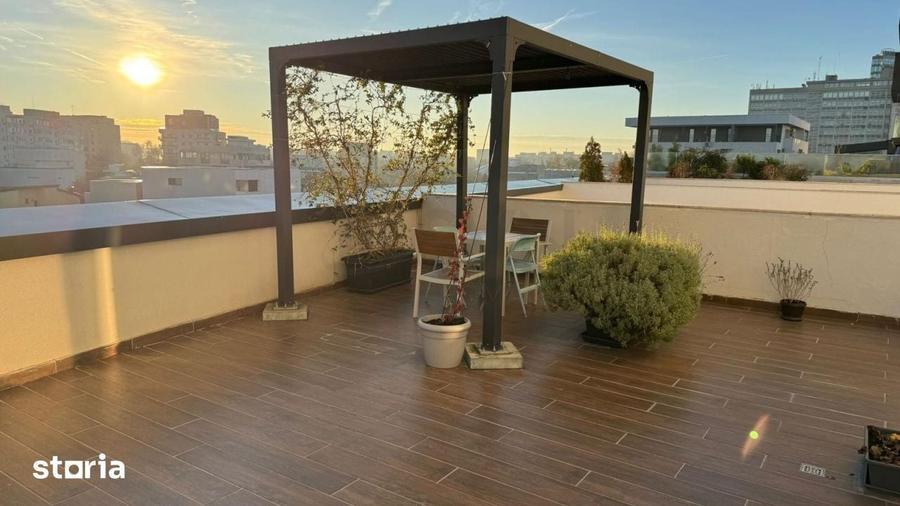Apartament cu 4 camere în Tei