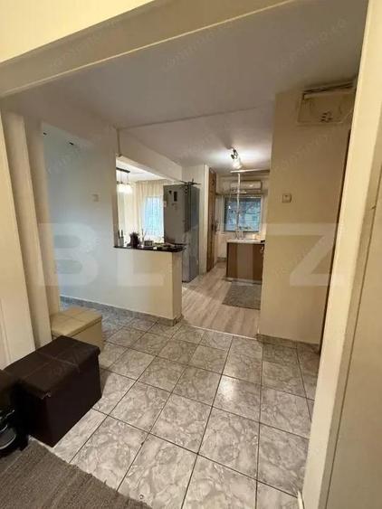 Apartament cu 4 camere decomandat în Vest